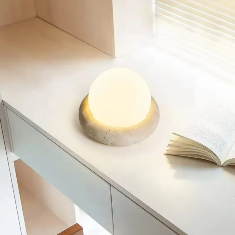 SOLÉA STONE LAMP