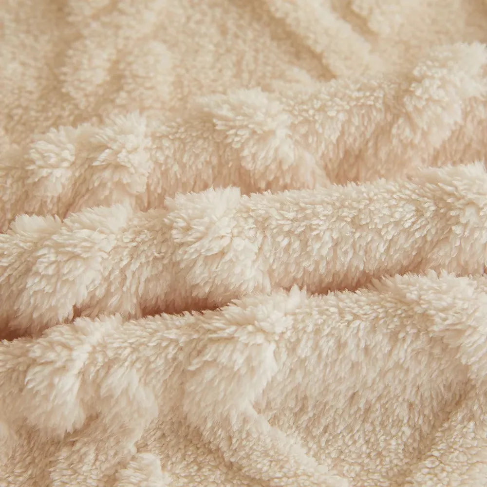 VELORA KNIT BLANKET