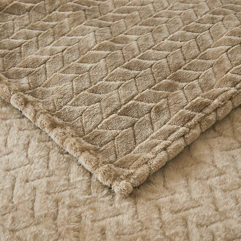 COCOON MOSS BLANKET