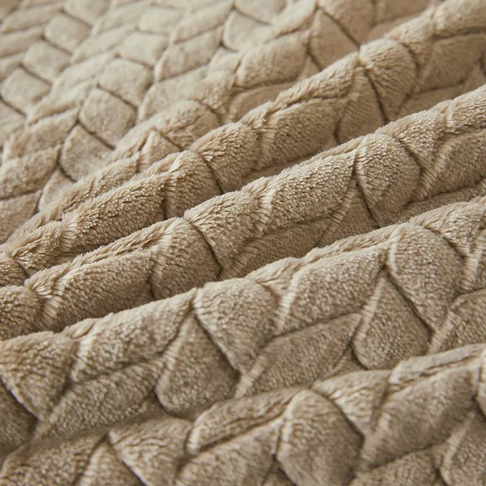 COCOON MOSS BLANKET