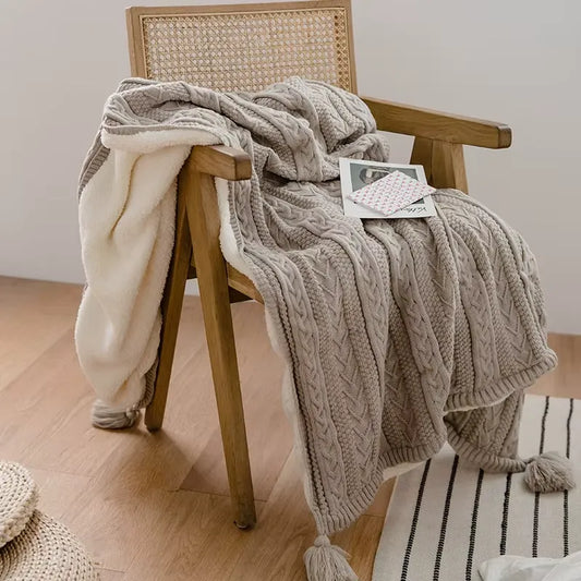 NESTQUILT THROW