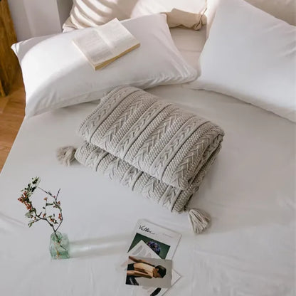 NESTQUILT THROW