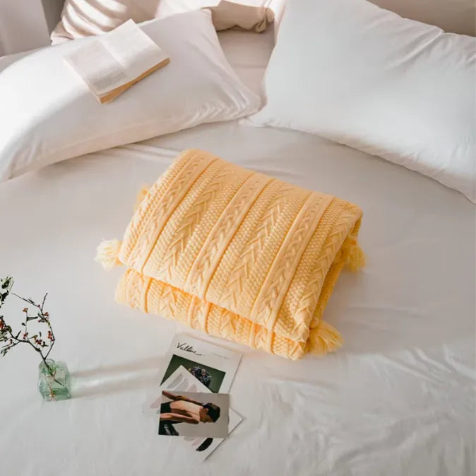 NESTQUILT THROW