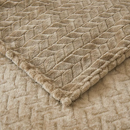 COCOON MOSS BLANKET